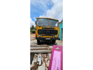 Tipper vehicle sale in Jaffna