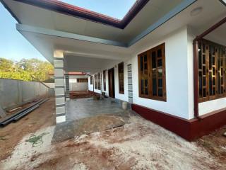 House for sale in Thirunelvely Jaffna