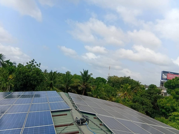solar-panel-cleaning-and-maintenance-services-jaffna-big-3