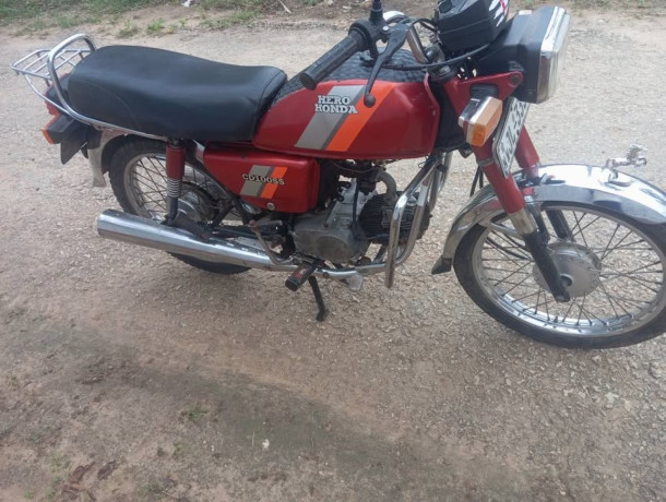 hero-honda-cd-100-for-sale-in-jaffna-big-0