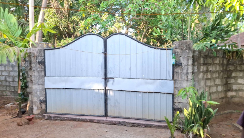 house-for-sale-in-inuvil-jaffna-big-0