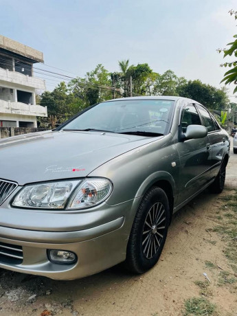 nissan-n16-car-for-sale-in-jaffna-big-1